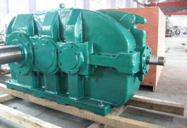 ZQD係列（liè）漸開（kāi）線圓柱齒輪減速機