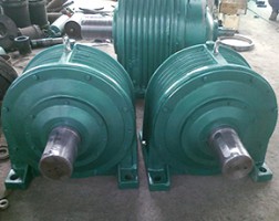 圓錐圓柱齒輪（lún）減速機